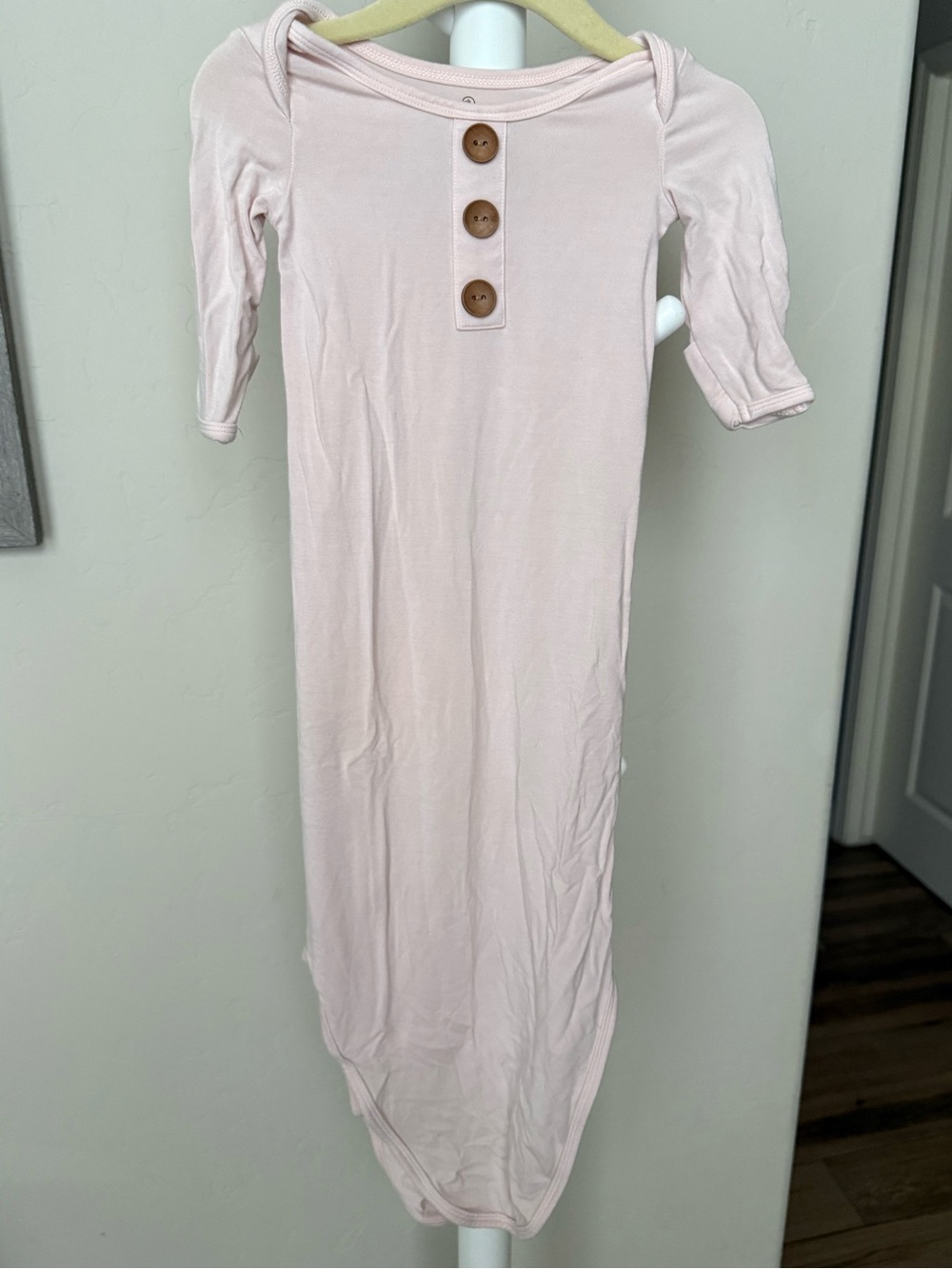 Caden Lane Pink Bamboo Knotted Gown Size 0-3 Months